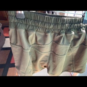 Women’s Lululemon Tracker Shorts